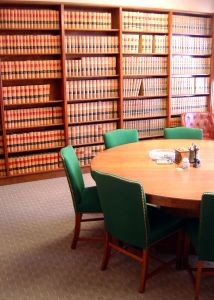 law-library-282848-m